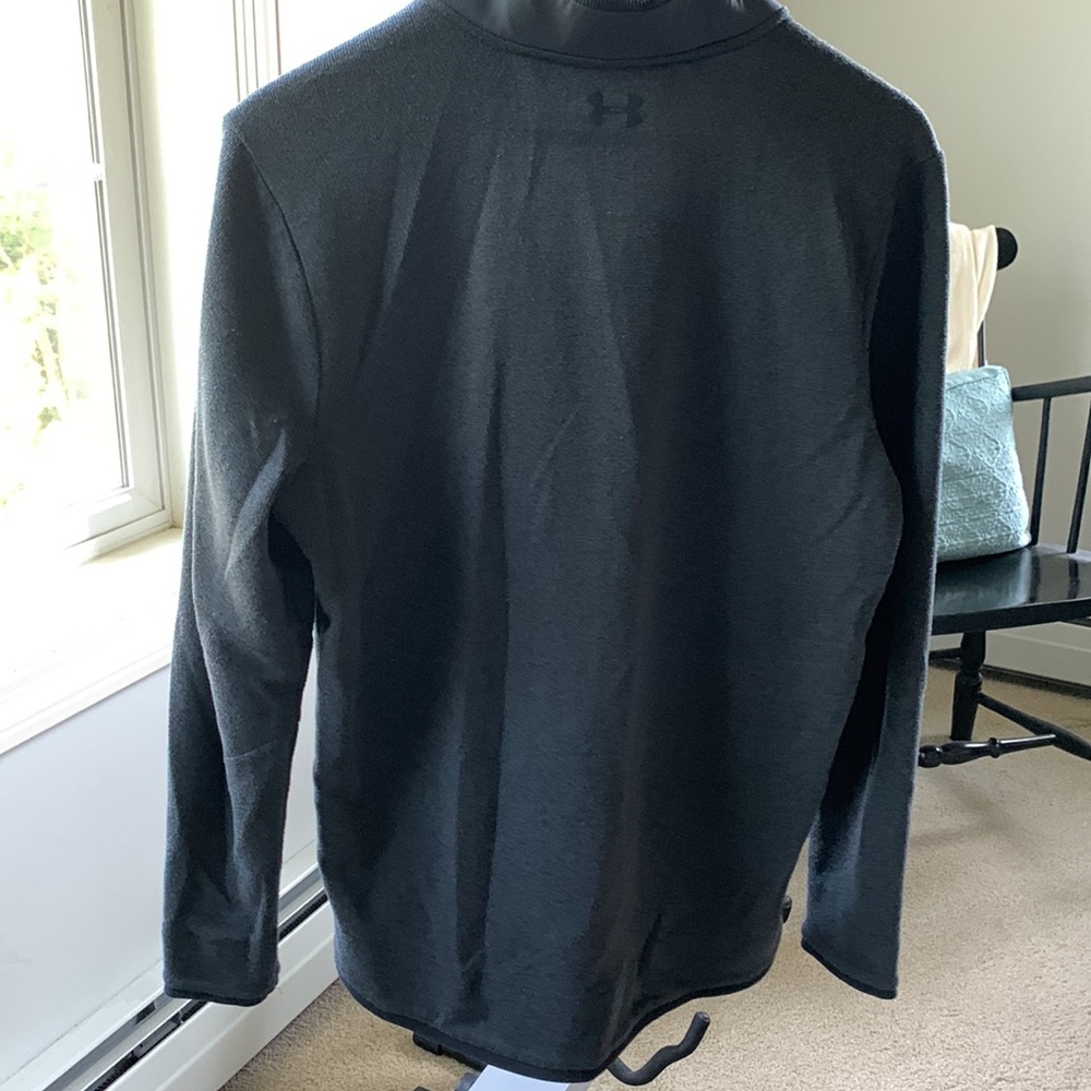 Men’s Under Armor Golf Sweatshirt - Picture 2 of 7